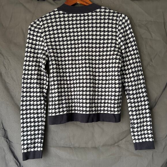 Ann Taylor Factory Petite Gray and White Houndstooth Cardigan Size XS - Picture 7 of 10